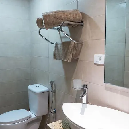 Andi Apartman *