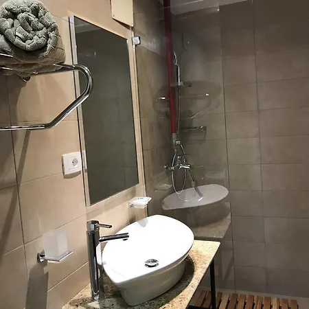 Andi Apartman