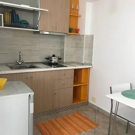 Andi Apartman Tirana