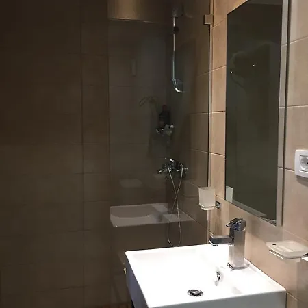 Apartament Andi Tirana