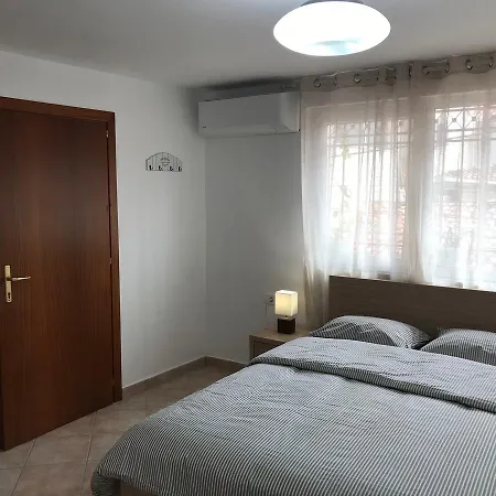 Andi Apartman *