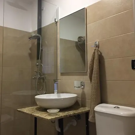 Andi Apartman Tirana