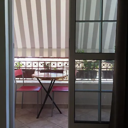 Andi Apartman Tirana