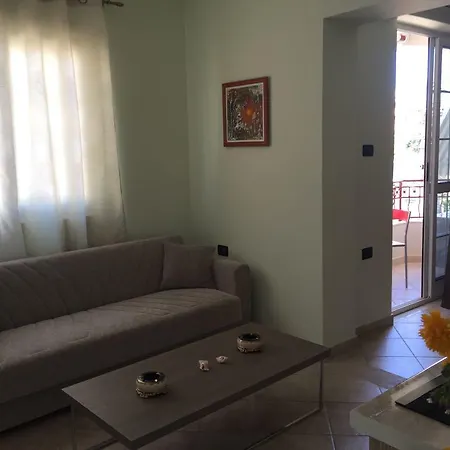 Andi Apartman