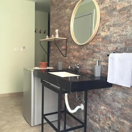 Andi Apartman *
