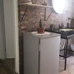 Andi *