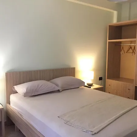 Apartament Andi *