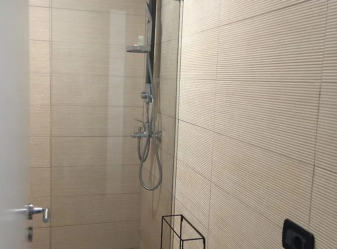 Appartement Andi Tirana